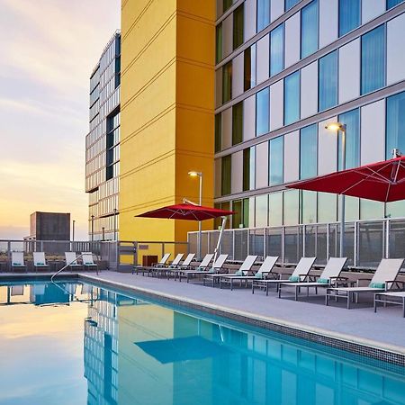 Springhill Suites By Marriott San Diego Downtown/Bayfront Екстериор снимка